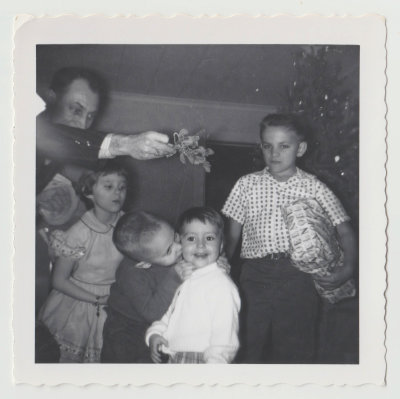 Dwane Richards, Karen Van Fleet, Tom Richards, Diana Veak, John Oberg, Christmas, mistletoe, 1960