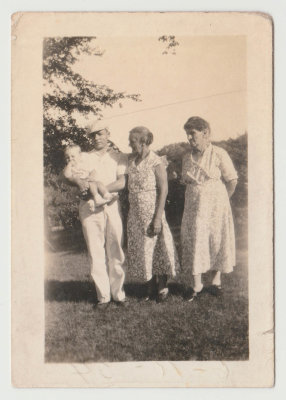 Harold Van Fleet holding baby (Bob?), Elsie May Ward, (and her mother Mary Cox?)
