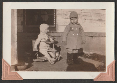 Richard and Leonard Veak, approx Oct 1934