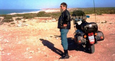 148-Max surveys the scene.jpg