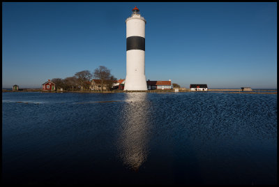 Lots of water around the lighthouse Lnge Jan late winter