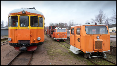 Trains and engines at Virserum (891 mm)