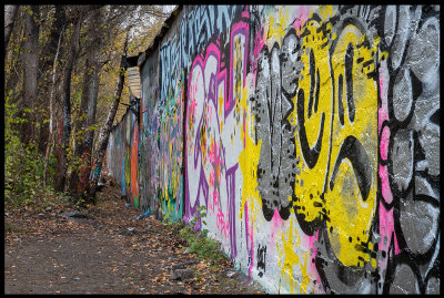 Snstra graffiti