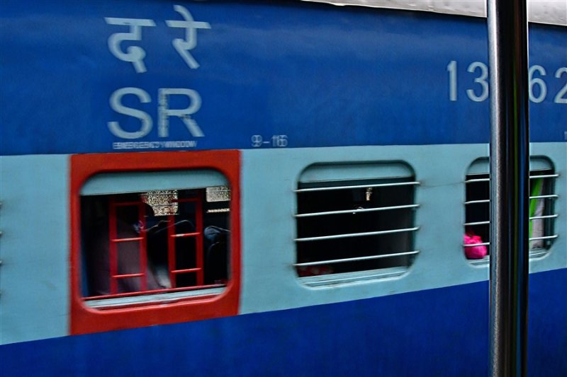 Passing train - India_1_7863