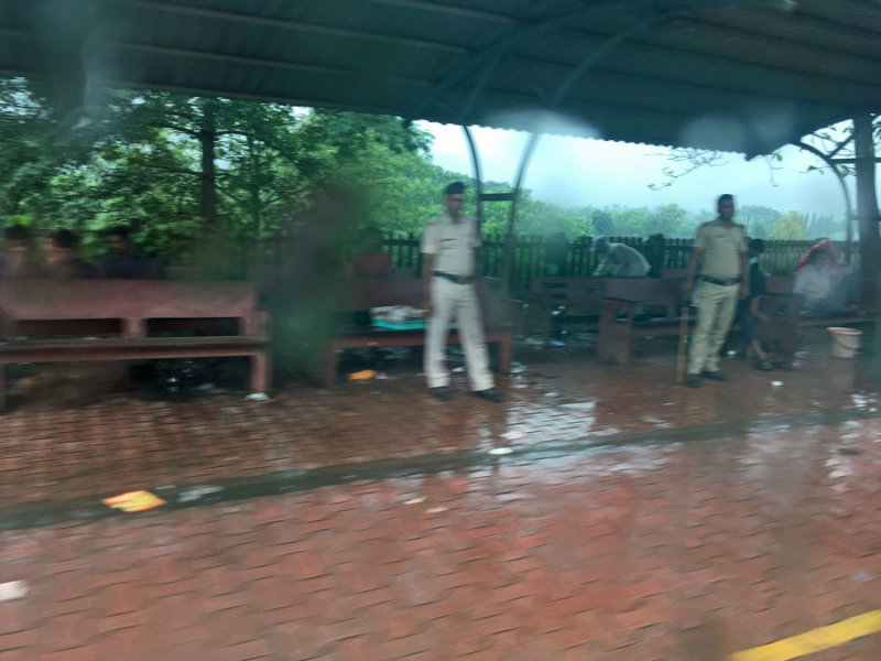 Police patrol at Chiplun station - India 1 i5018