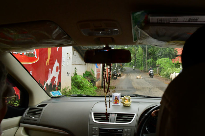 Road hazard - India 1 8378