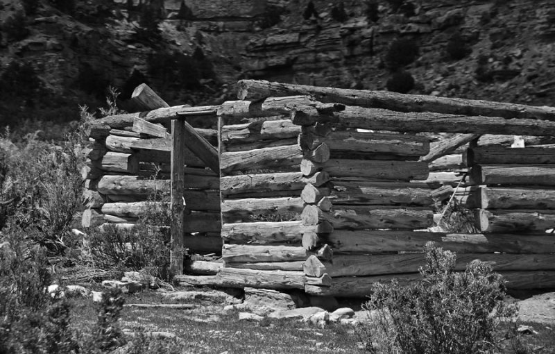 Nine Mile Canyon cabin - Utah19 2 0078bw