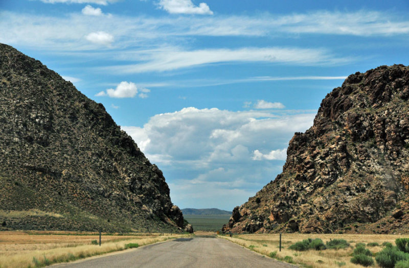 Parowan Gap - Utah15 7592