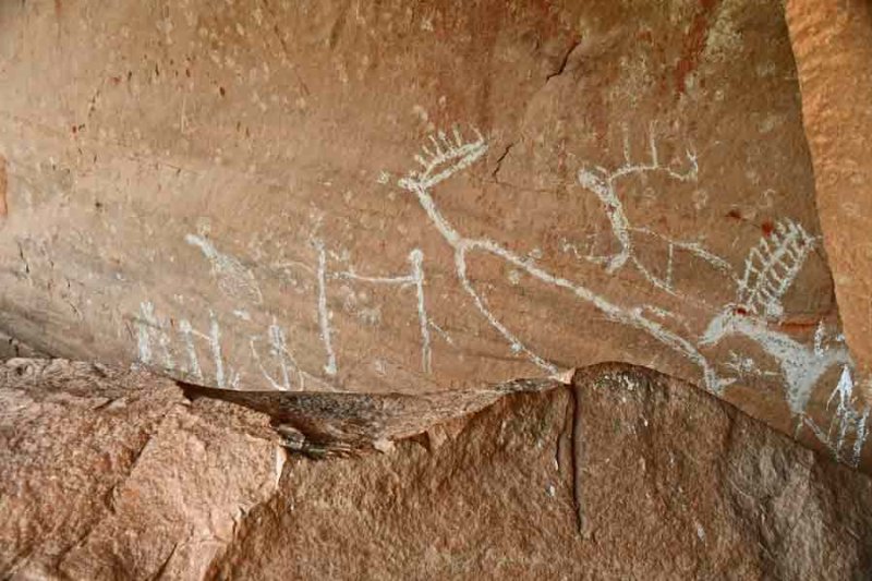 Daddy Canyon petroglyphs - Utah19 2 0144