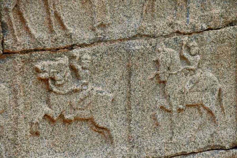 Throne Platform (Maha navami Dibba) detail - India-1-9719