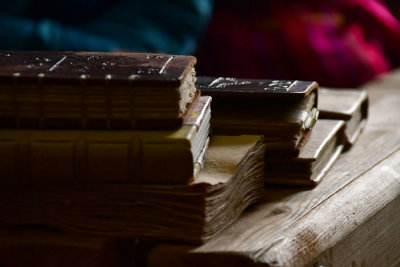03 01 Old bindings in Fez - Moroc 3484
