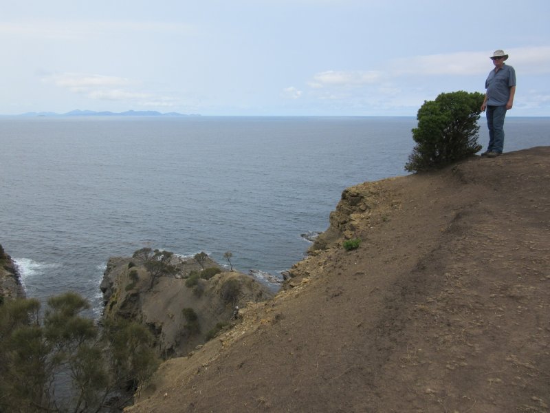 Walk up to the Fossil Cliffs