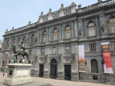 Plaza Tolsa - Museo Nacional de Arte