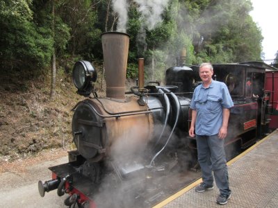 Pete next to the engine at our second stop - Rinadeena