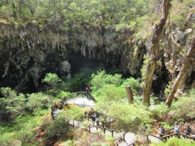 Lake Cave - walk down into the cave