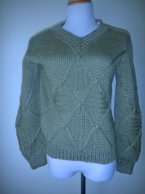 Olive acrylic classical sweater no. 62 