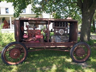 This Is The Oldest Portable Welder I've Ever Seen...