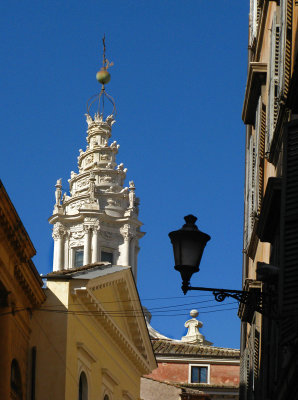 Spiral to Chiesa di Sant'Ivo alla Sapienza .. 8865