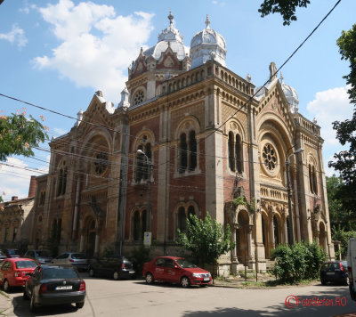 timisoara-sinagoga-fabric.JPG