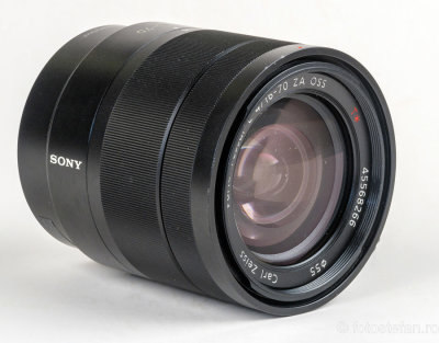Sony-16-70mm-F4-ZA-OSS_04.jpg