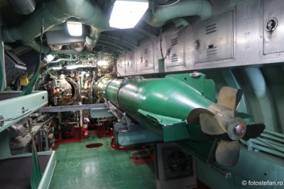 Growler-submarine_torpedo.JPG