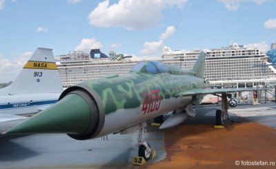 Intrepid-museum_mig-21.JPG