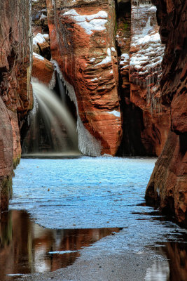 Secret_Canyon_waterfall_9851.jpg