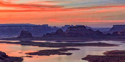 lake powell sunrise 3496.jpg