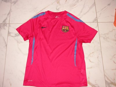 152-158 FC BARCELONA voetbal shirt 17,00