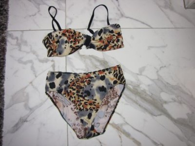42 LIVERA wild tijger / luipaard bikini 19,50