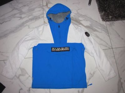 small NAPAPIJRI skidoo jas 75,00