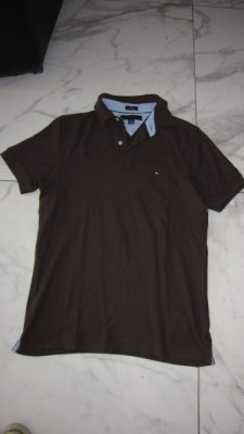 small TOMMY HILFIGER bruine  polo 17,50