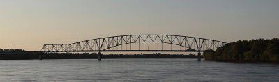 0T5A0427 First bridge on Upper Mississippi.jpg