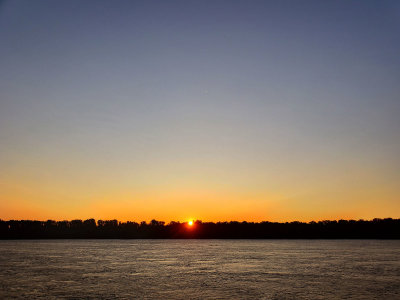 20190723_060653 Sunrise on the lower Upper Mississippi.jpg
