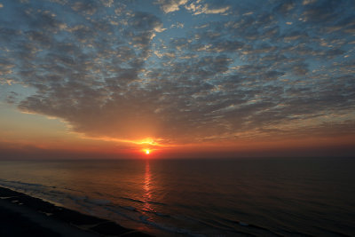 0T5A7446 Monday sunrise reflection.jpg