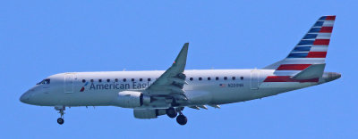 EE5A6550 N200NN American Eagle  E170.jpg