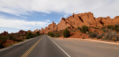 6P5A4970 On the road to Devils Garden.jpg
