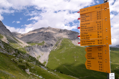 Hiking signs, les Violettes