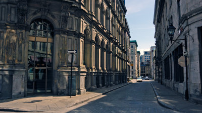 Dans les rues du Vieux-Montreal