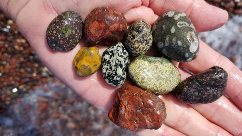 2017_Keweenaw_rocks