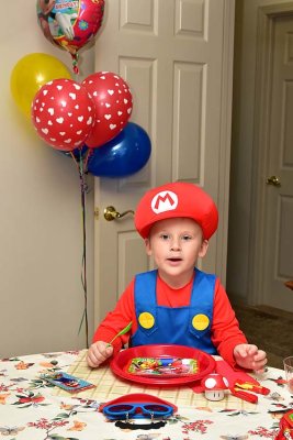 Mario & Balloons