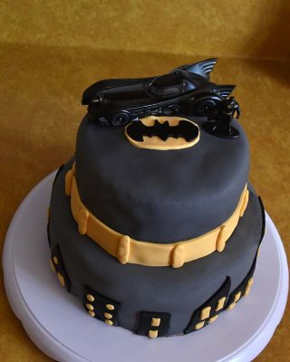 Top of the Batman Cake