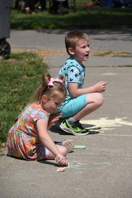 His Cousins with Chalk