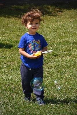 Walk With Bubbles