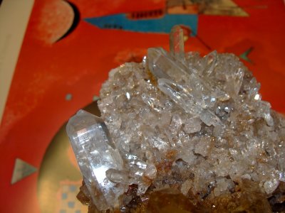 Hands on Bergkristall mit Quarz 3 (Brasilien)