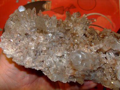 Hands on Bergkristall mit Quarz 4 (Brasilien)