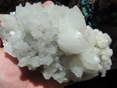 Hands on  Bergkristall, Pyrit, Fadenquarz 8 (Rumnien)
