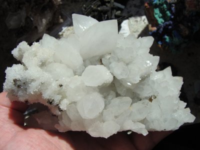 Hands on  Bergkristall, Pyrit, Fadenquarz 10 (Rumnien)