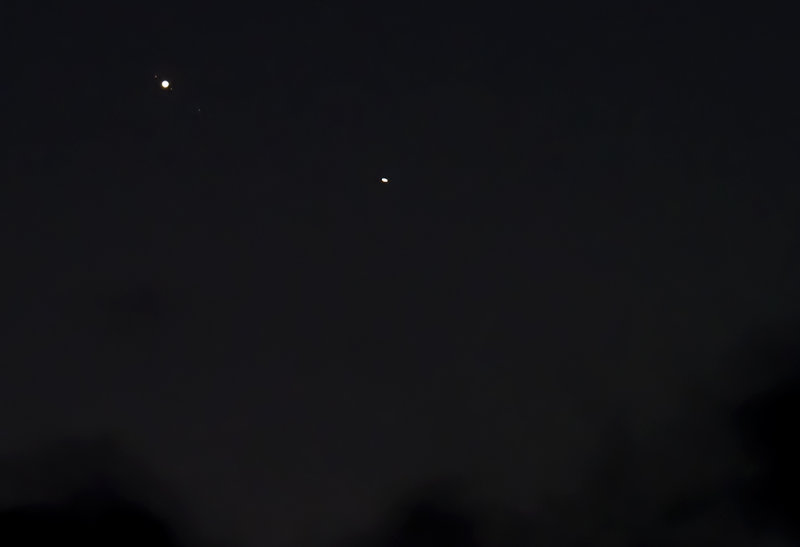 Jupiter and  Saturn close to each other - PC250289.jpg