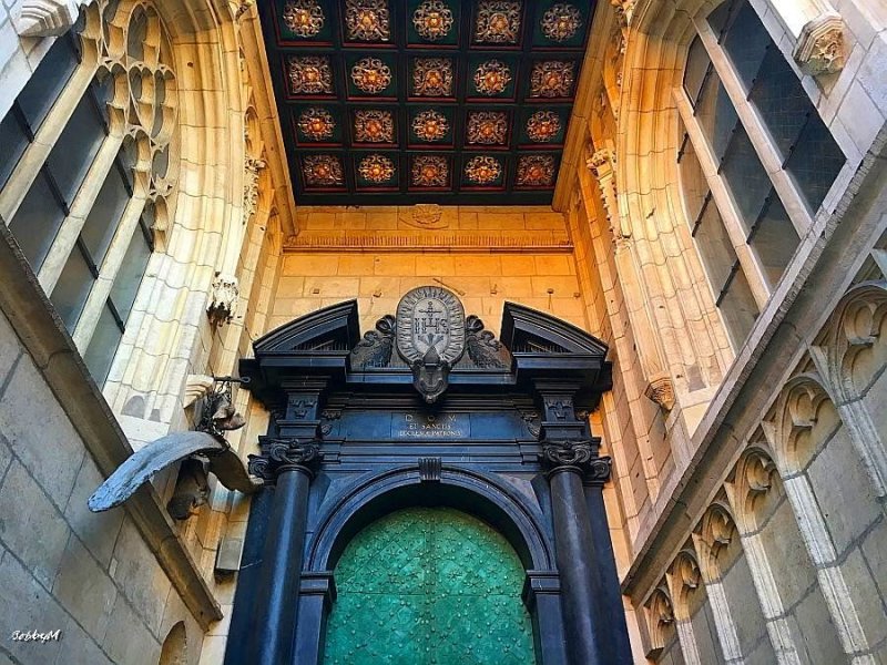 Entrance to the cathedral